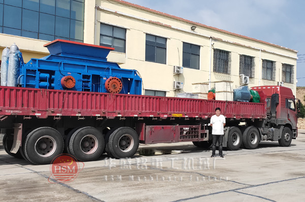 四輥破碎機(jī)圖片